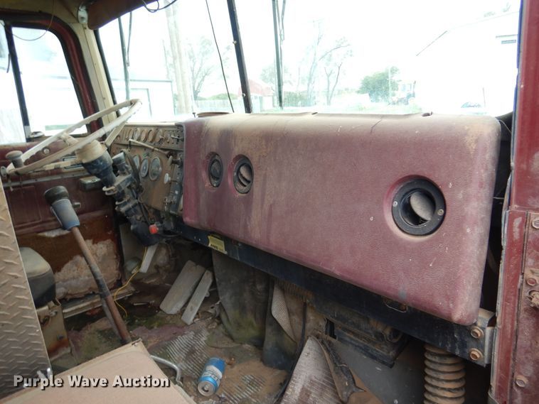 image for item KO9998 1977 International Transtar 4300  dump truck