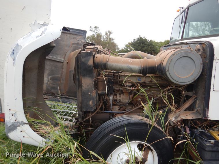 image for item KO9998 1977 International Transtar 4300  dump truck