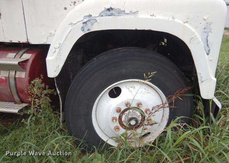 image for item KO9998 1977 International Transtar 4300  dump truck