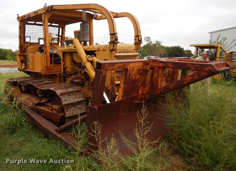 image for item KO9999 1973 Caterpillar D5  dozer
