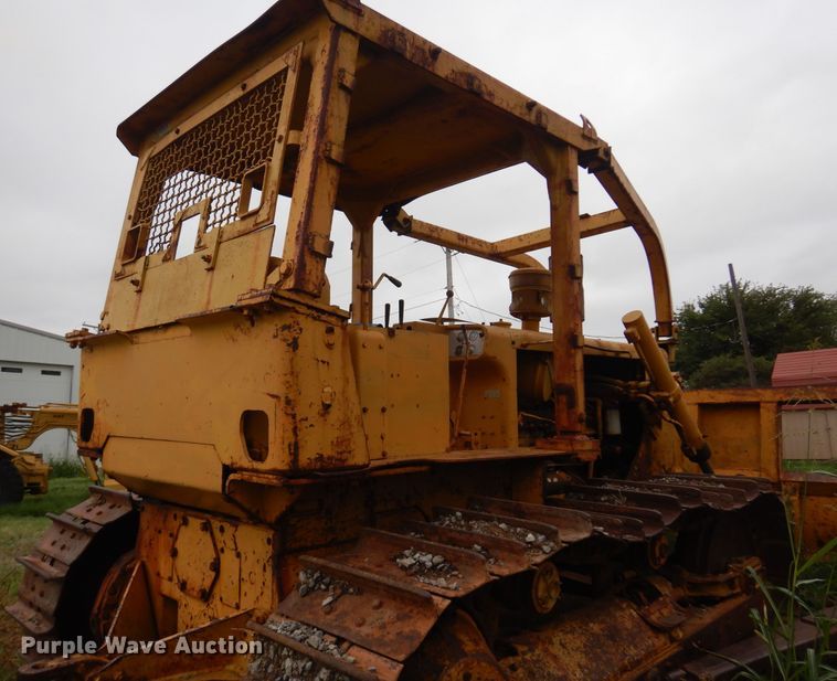 image for item KO9999 1973 Caterpillar D5  dozer