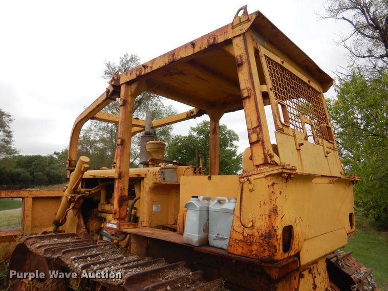 image for item KO9999 1973 Caterpillar D5  dozer