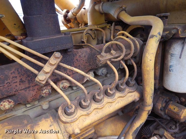 image for item KO9999 1973 Caterpillar D5  dozer