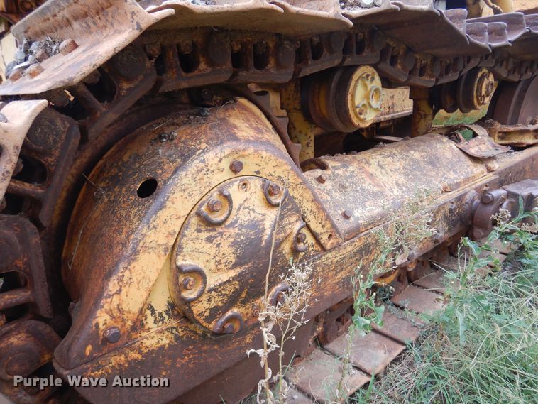image for item KO9999 1973 Caterpillar D5  dozer