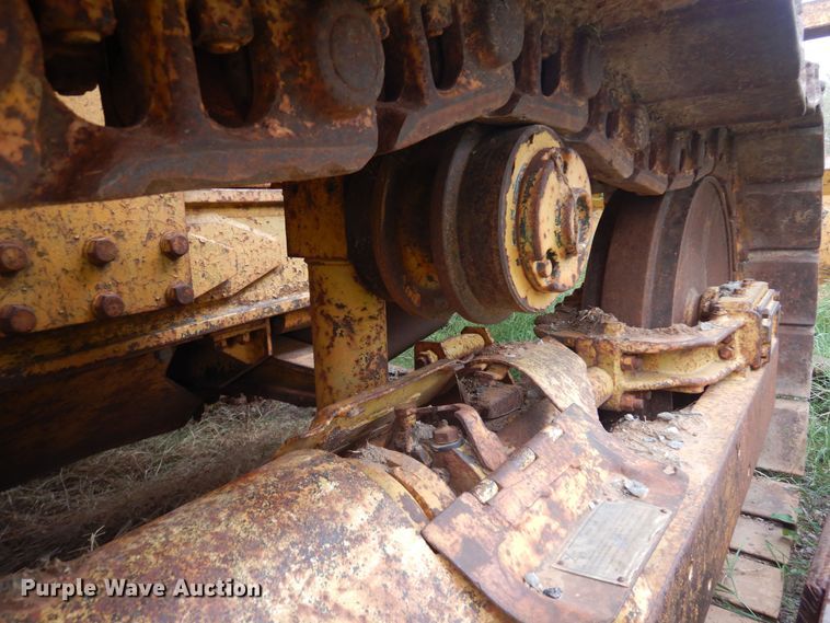 image for item KO9999 1973 Caterpillar D5  dozer