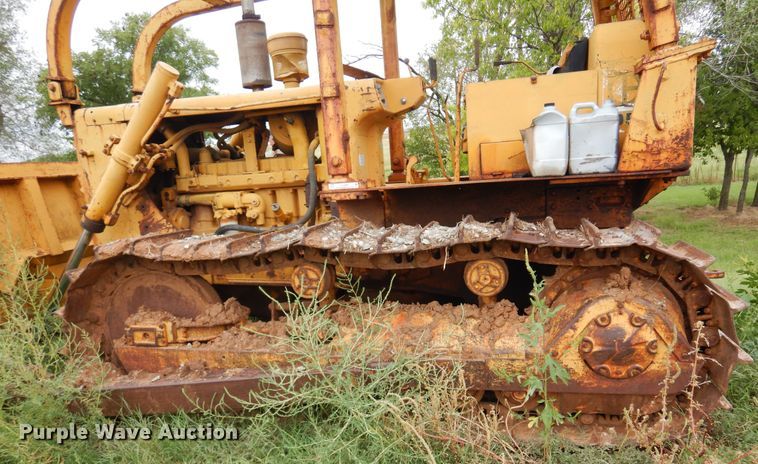 image for item KO9999 1973 Caterpillar D5  dozer