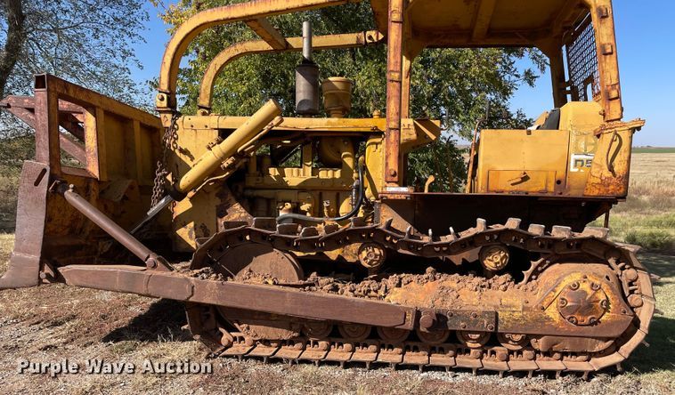 image for item KO9999 1973 Caterpillar D5  dozer