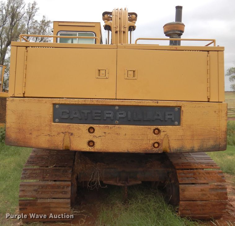 image for item KP9001 1989 Caterpillar 215C excavator