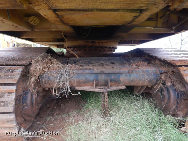 image for item KP9001 1989 Caterpillar 215C excavator