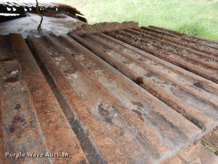 image for item KP9001 1989 Caterpillar 215C excavator