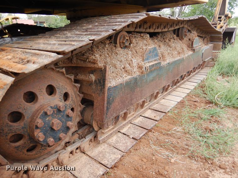 image for item KP9001 1989 Caterpillar 215C excavator