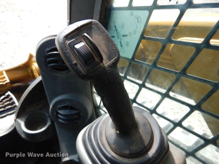 image for item KP9002 2016 Caterpillar 279D  tracked skid steer loader