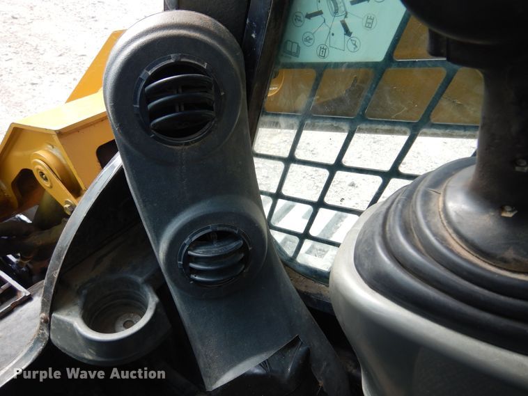 image for item KP9002 2016 Caterpillar 279D  tracked skid steer loader