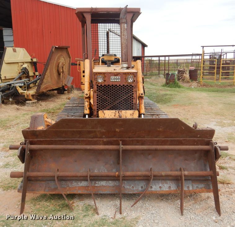 image for item KP9003 1980 Case 450B  dozer