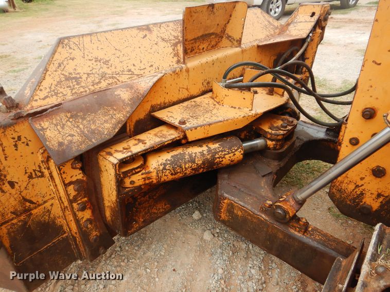image for item KP9003 1980 Case 450B  dozer