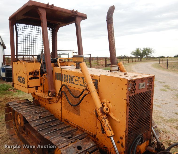 image for item KP9003 1980 Case 450B  dozer