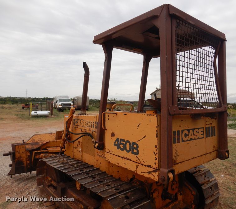image for item KP9003 1980 Case 450B  dozer