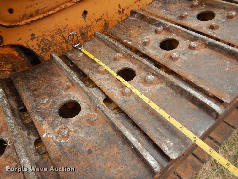 image for item KP9003 1980 Case 450B  dozer