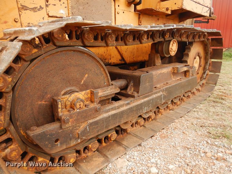 image for item KP9003 1980 Case 450B  dozer