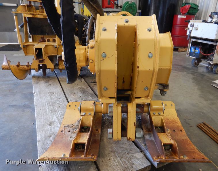 image for item KW9518 2005 Vermeer PT650  combination unit