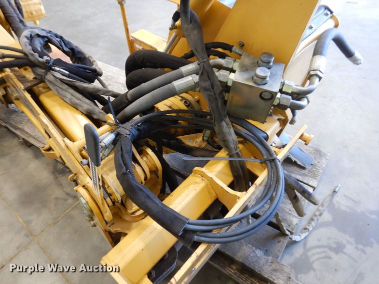 image for item KW9518 2005 Vermeer PT650  combination unit