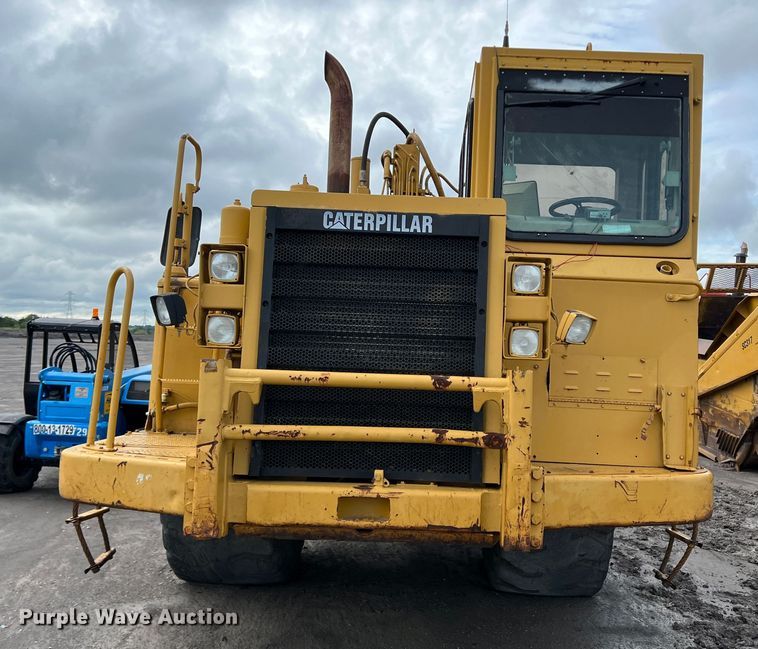 image for item LI9419 1997 Caterpillar 623F  elevating scraper