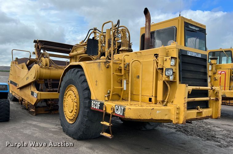 image for item LI9419 1997 Caterpillar 623F  elevating scraper