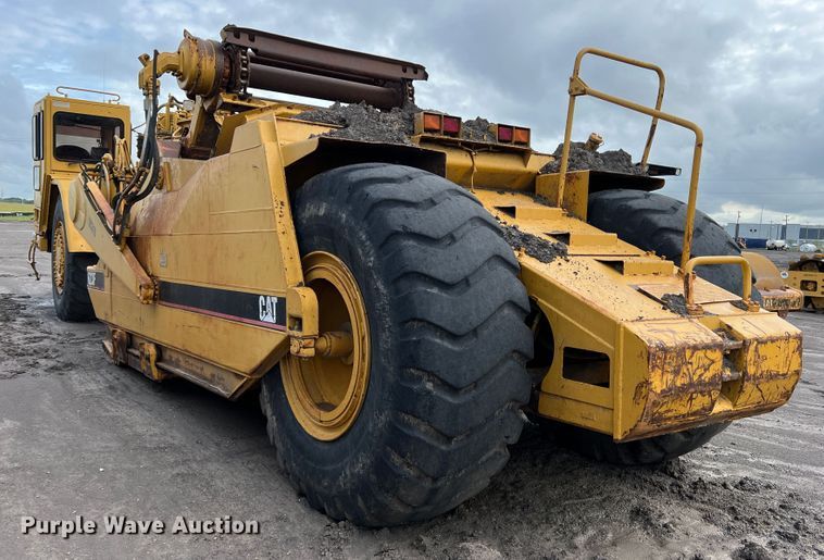 image for item LI9419 1997 Caterpillar 623F  elevating scraper