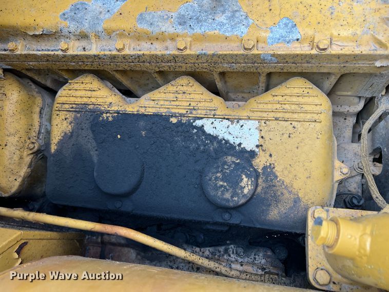 image for item LI9419 1997 Caterpillar 623F  elevating scraper