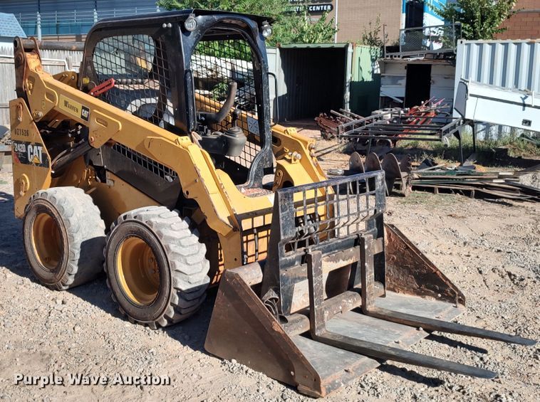 image for item LK9799 2014 Caterpillar 242D  skid steer loader