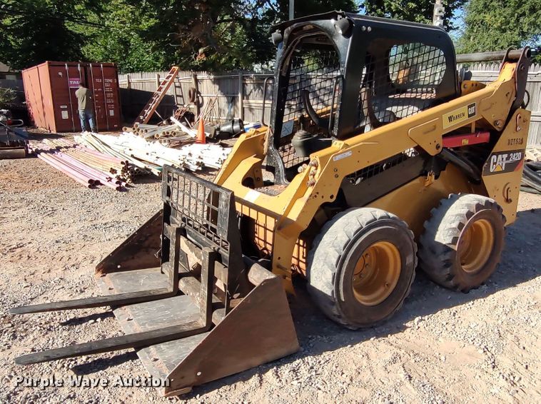 image for item LK9799 2014 Caterpillar 242D  skid steer loader