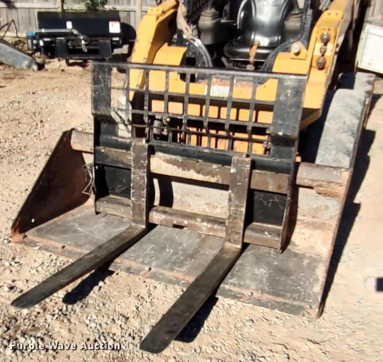 image for item LK9799 2014 Caterpillar 242D  skid steer loader