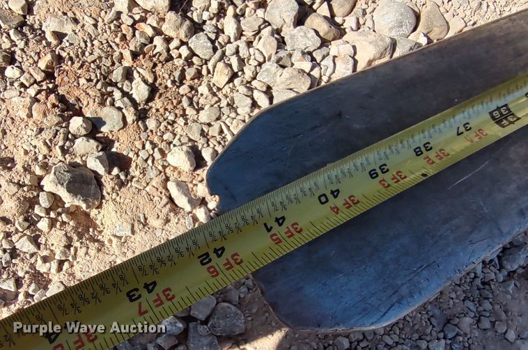 image for item LK9799 2014 Caterpillar 242D  skid steer loader