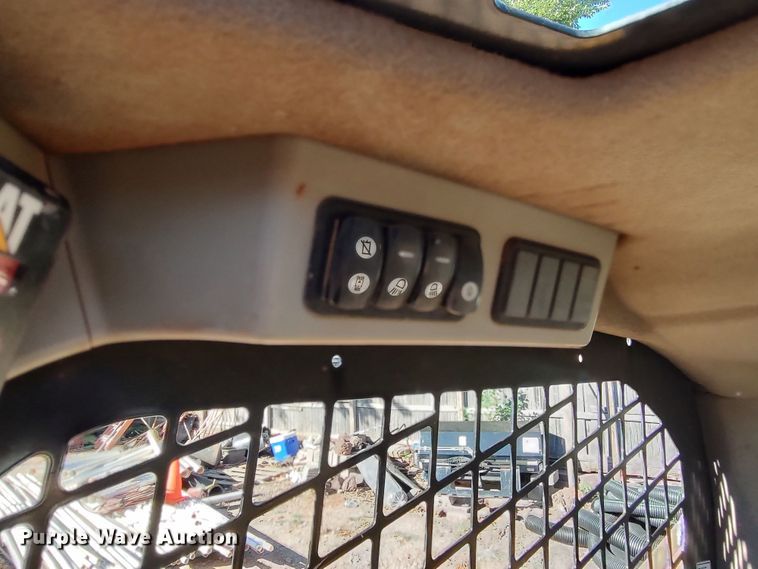 image for item LK9799 2014 Caterpillar 242D  skid steer loader