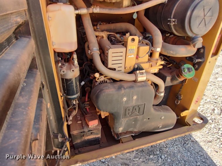 image for item LK9799 2014 Caterpillar 242D  skid steer loader