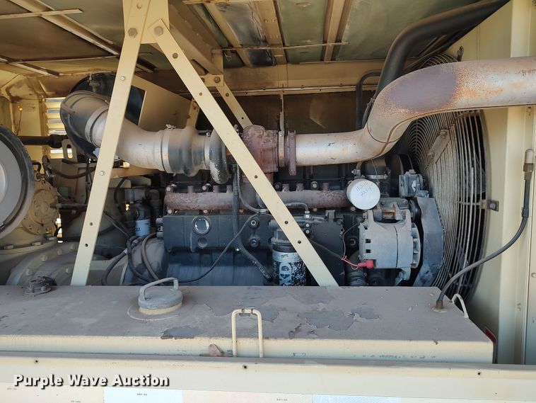 image for item LK9837 1997 Ingersoll Rand XP750WCU  air compressor