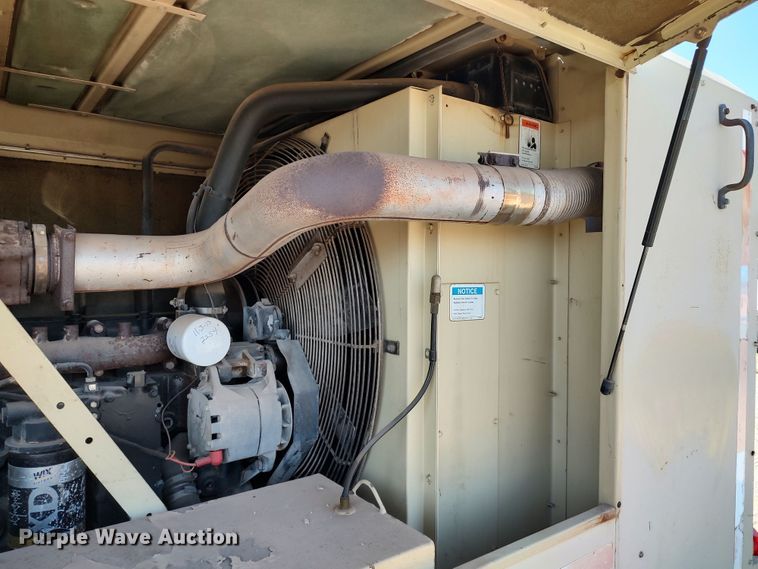 image for item LK9837 1997 Ingersoll Rand XP750WCU  air compressor