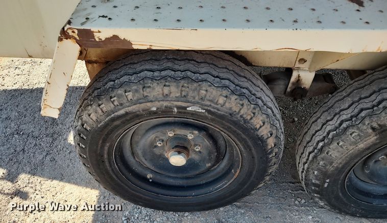 image for item LK9837 1997 Ingersoll Rand XP750WCU  air compressor