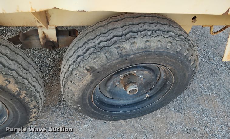 image for item LK9837 1997 Ingersoll Rand XP750WCU  air compressor