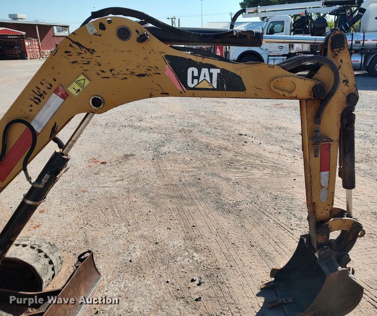 image for item LK9839 2009 Caterpillar 301.8C  mini excavator