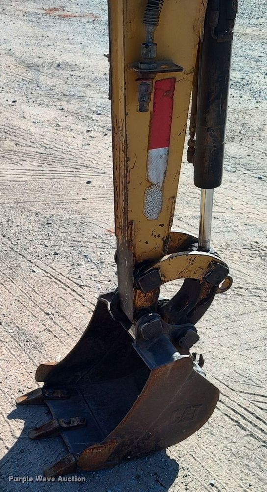 image for item LK9839 2009 Caterpillar 301.8C  mini excavator