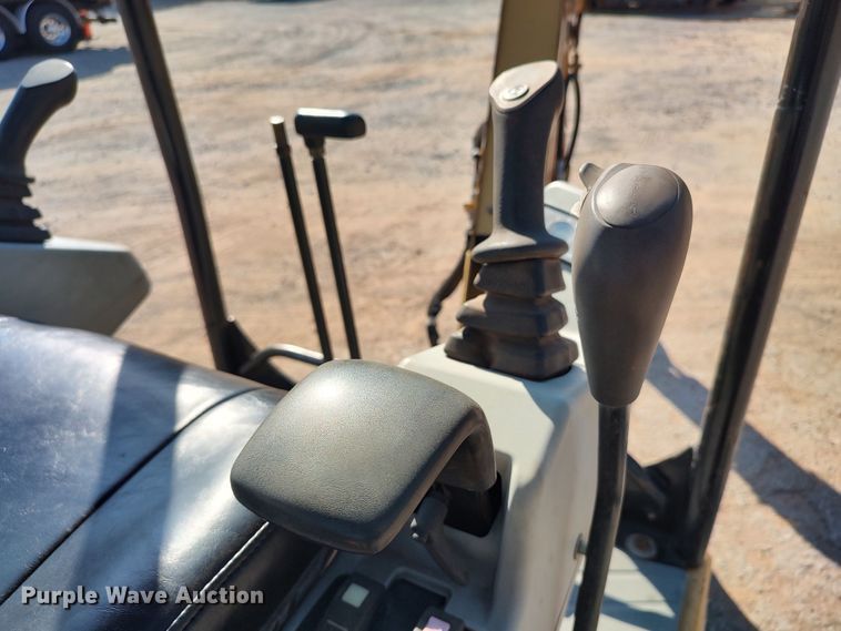 image for item LK9839 2009 Caterpillar 301.8C  mini excavator