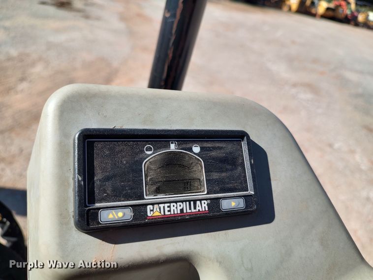image for item LK9839 2009 Caterpillar 301.8C  mini excavator