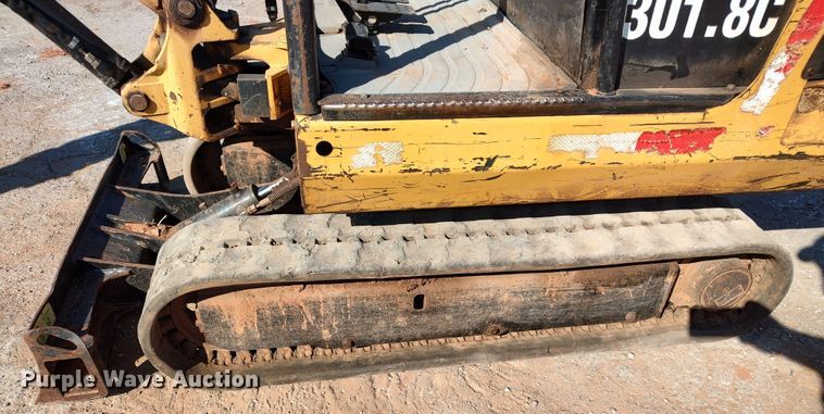 image for item LK9839 2009 Caterpillar 301.8C  mini excavator