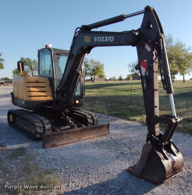 image for item LK9856 2012 Volvo EC55C  mini excavator