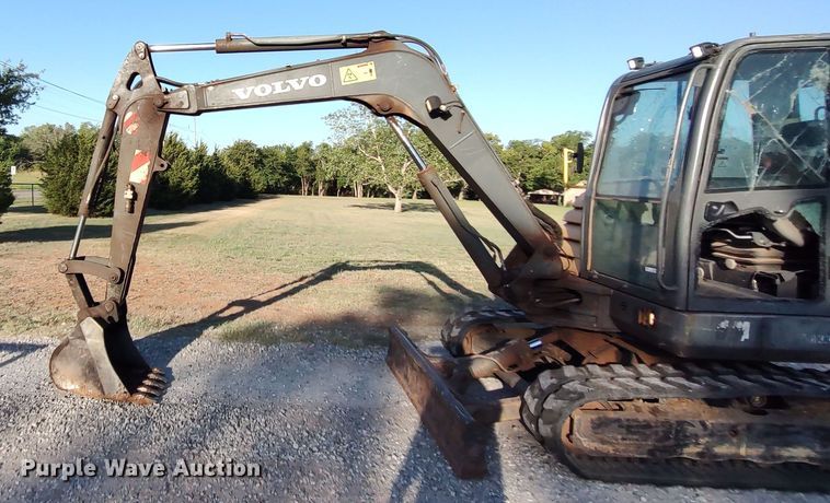 image for item LK9856 2012 Volvo EC55C  mini excavator