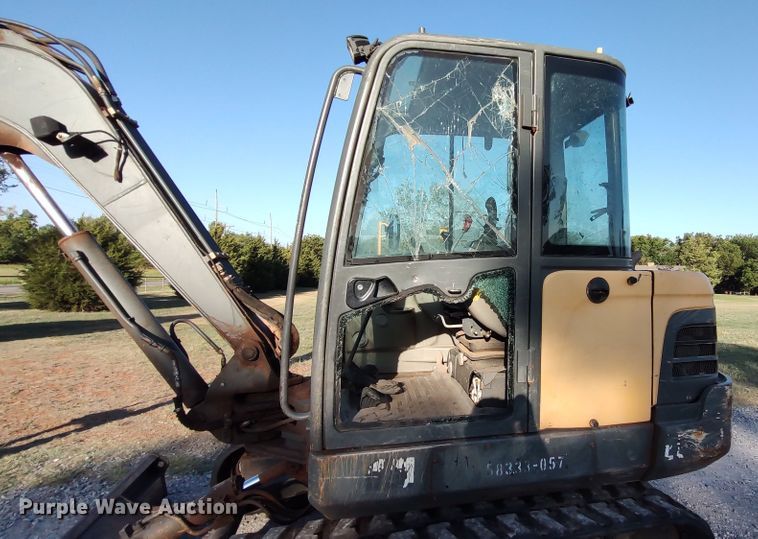 image for item LK9856 2012 Volvo EC55C  mini excavator