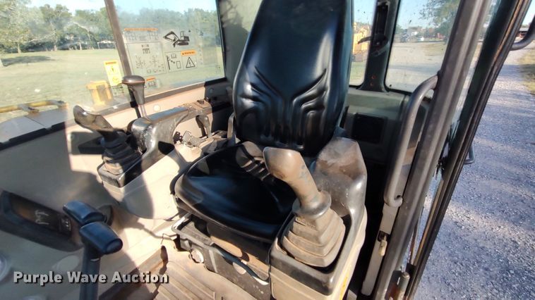 image for item LK9856 2012 Volvo EC55C  mini excavator