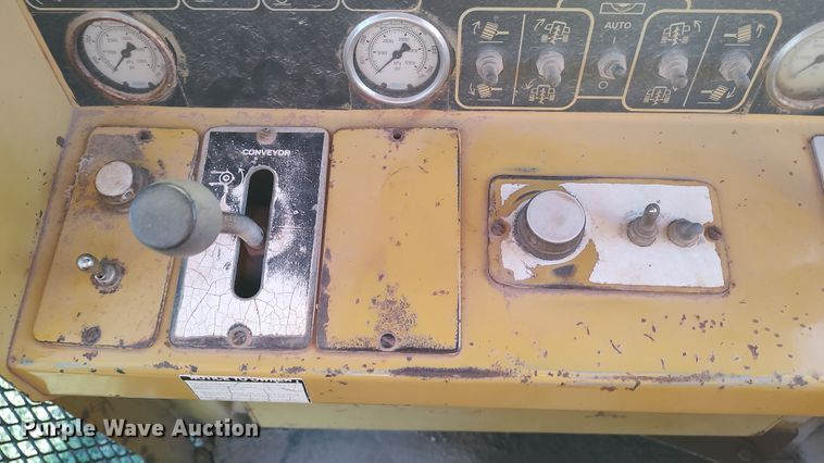 image for item LK9857 1995 Vermeer T655  trencher