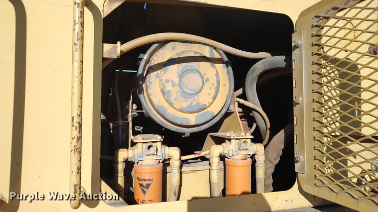 image for item LK9857 1995 Vermeer T655  trencher